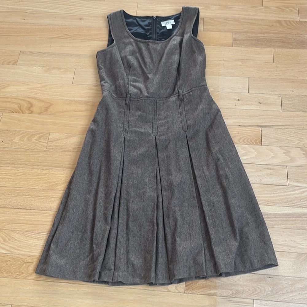 Ann Taylor loft brown sleeveless dress Size 4